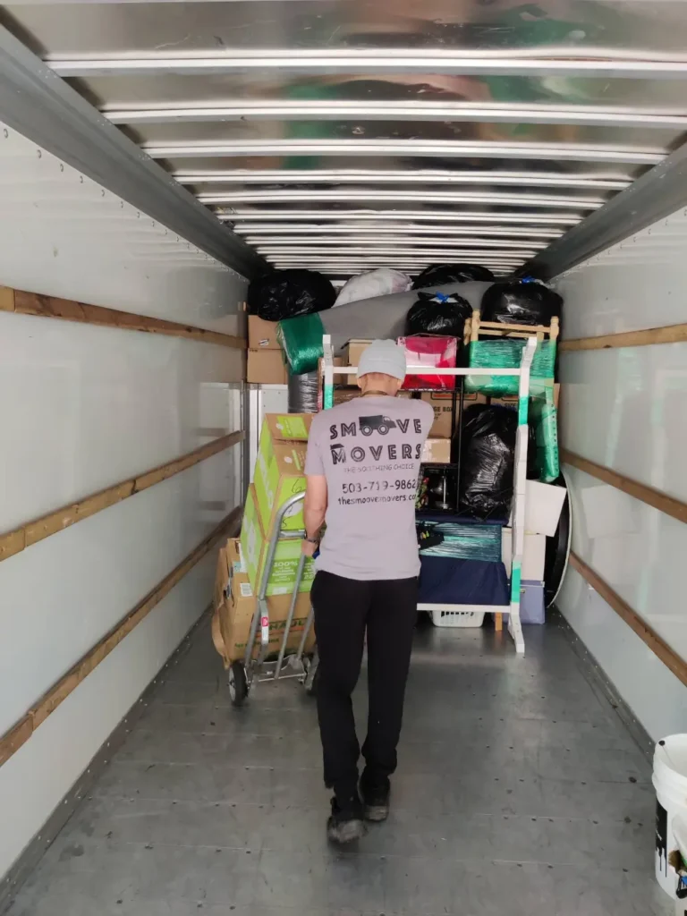 The-Best-Portland-Oregon-Movers-The-Smoove-Movers-11